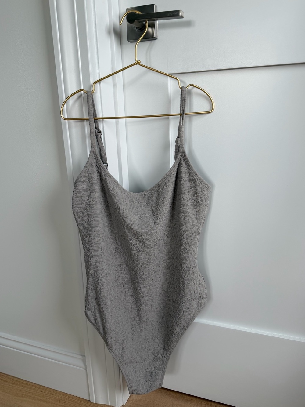 NWT Large Andie Laguna Women’s One Piece Bathing Suit In Dove Gray